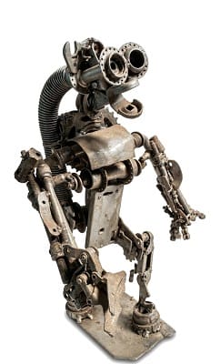 escultura-robot-piezas-recicladas-bicicleta-soldadas-andres Escultura de robot realizada con piezas de acero de bicicleta reciclada. Soldadas con electrodo MMA. Obra Andrés Federico Ramirez.