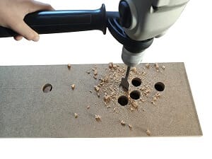 Agujeros de 28mm para los joystick y botones en el panel de control de la máquina arcade